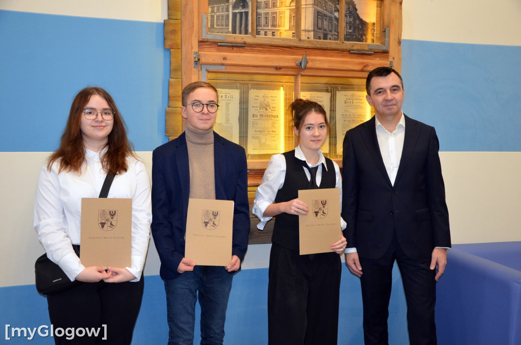 Wręczenie stypendiów prezydenta - cz. 2