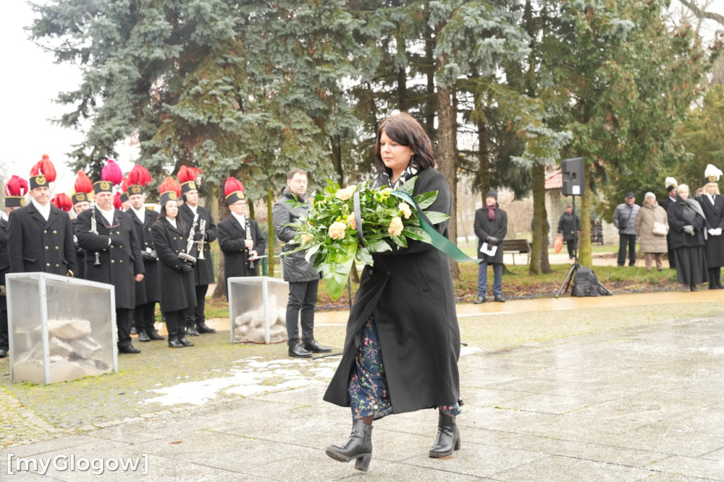 Uroczystość KGHM pod Pomnikiem Jana Wyżykowskiego