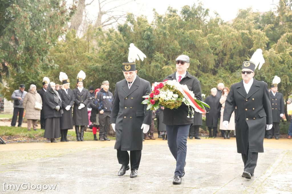Uroczystość KGHM pod Pomnikiem Jana Wyżykowskiego