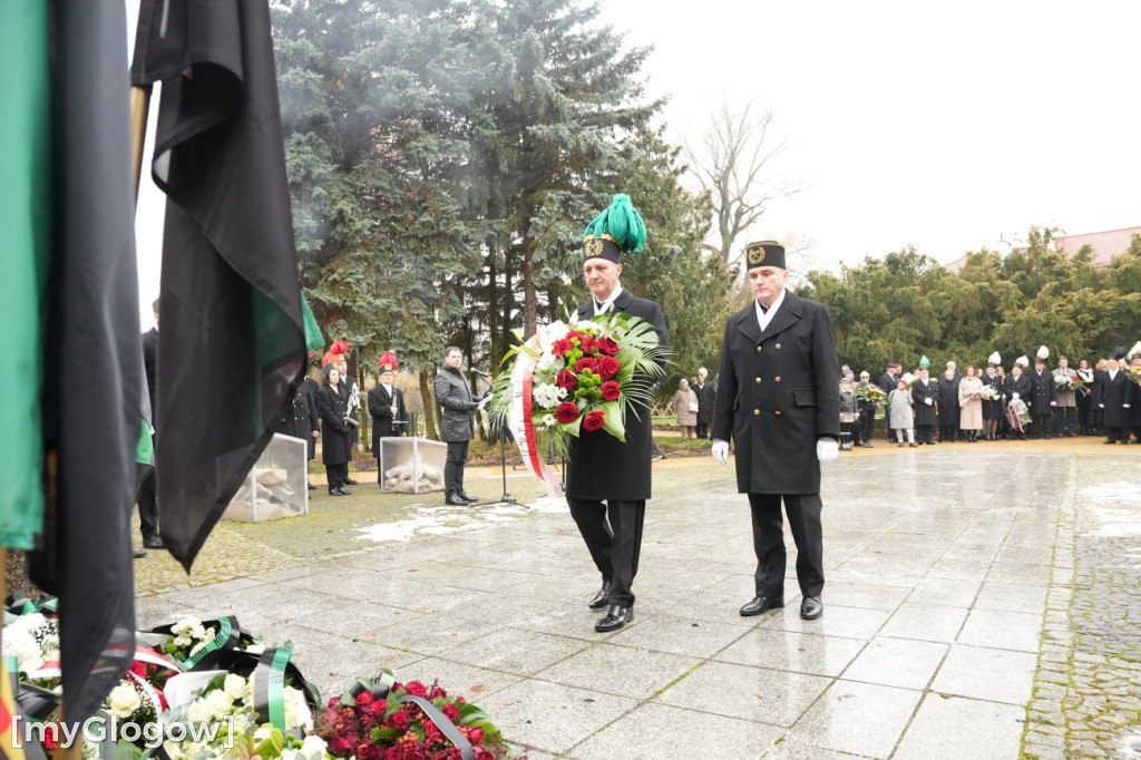Uroczystość KGHM pod Pomnikiem Jana Wyżykowskiego