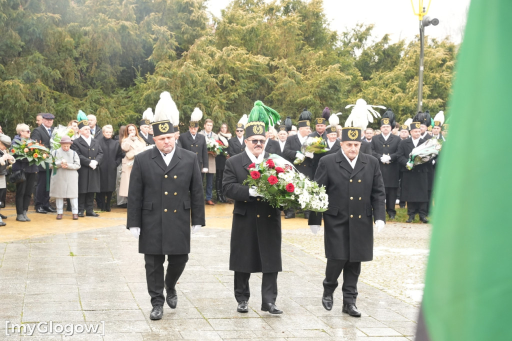 Uroczystość KGHM pod Pomnikiem Jana Wyżykowskiego