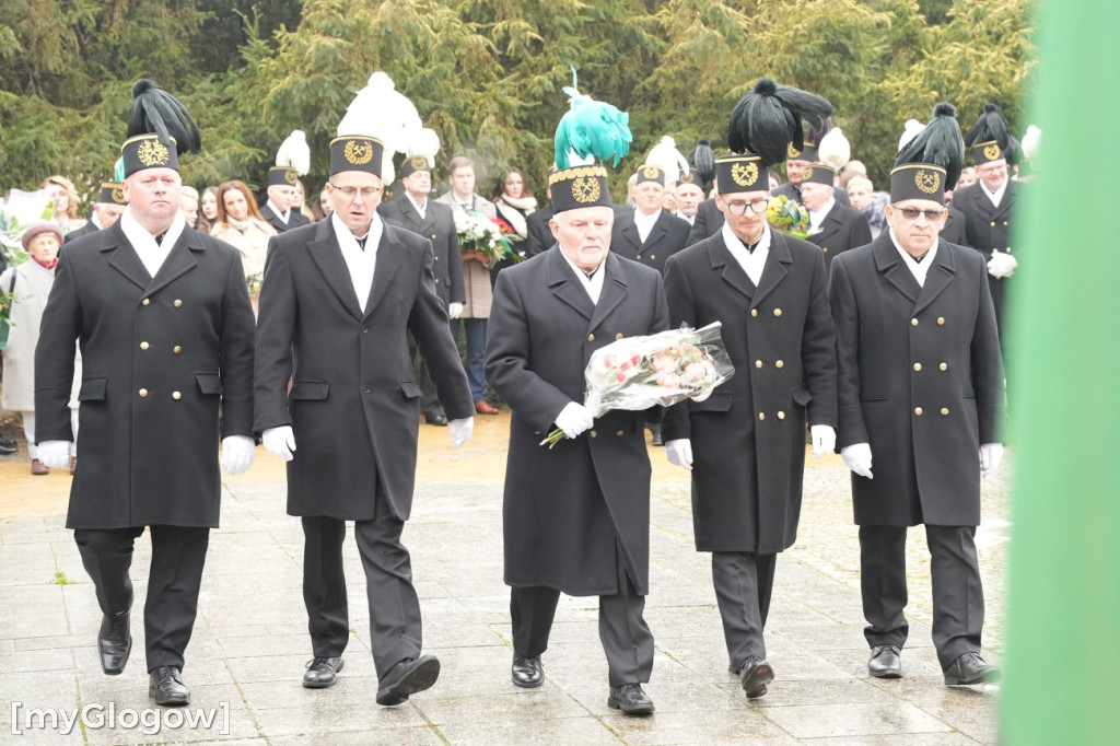 Uroczystość KGHM pod Pomnikiem Jana Wyżykowskiego