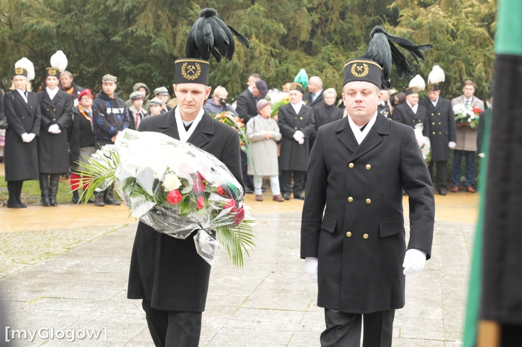 Uroczystość KGHM pod Pomnikiem Jana Wyżykowskiego