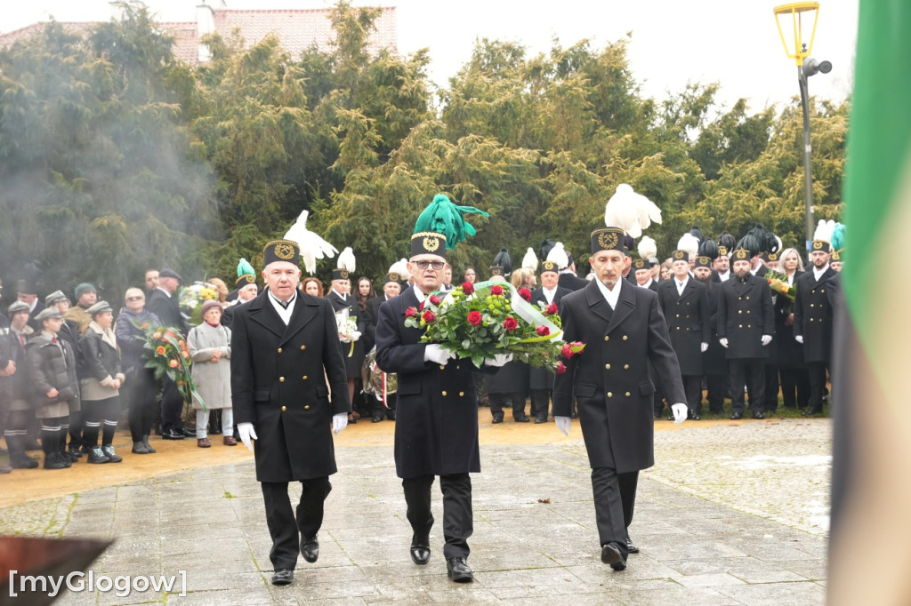 Uroczystość KGHM pod Pomnikiem Jana Wyżykowskiego