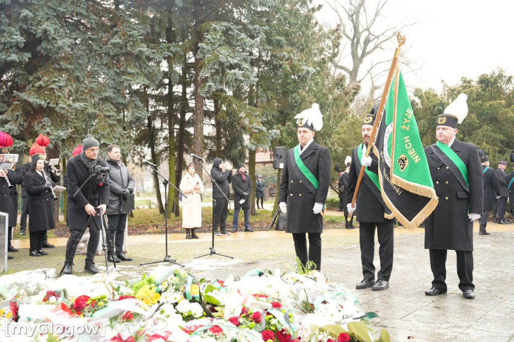 Uroczystość KGHM pod Pomnikiem Jana Wyżykowskiego