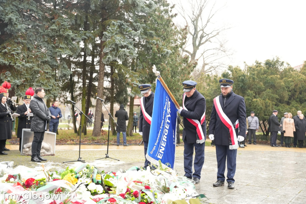 Uroczystość KGHM pod Pomnikiem Jana Wyżykowskiego