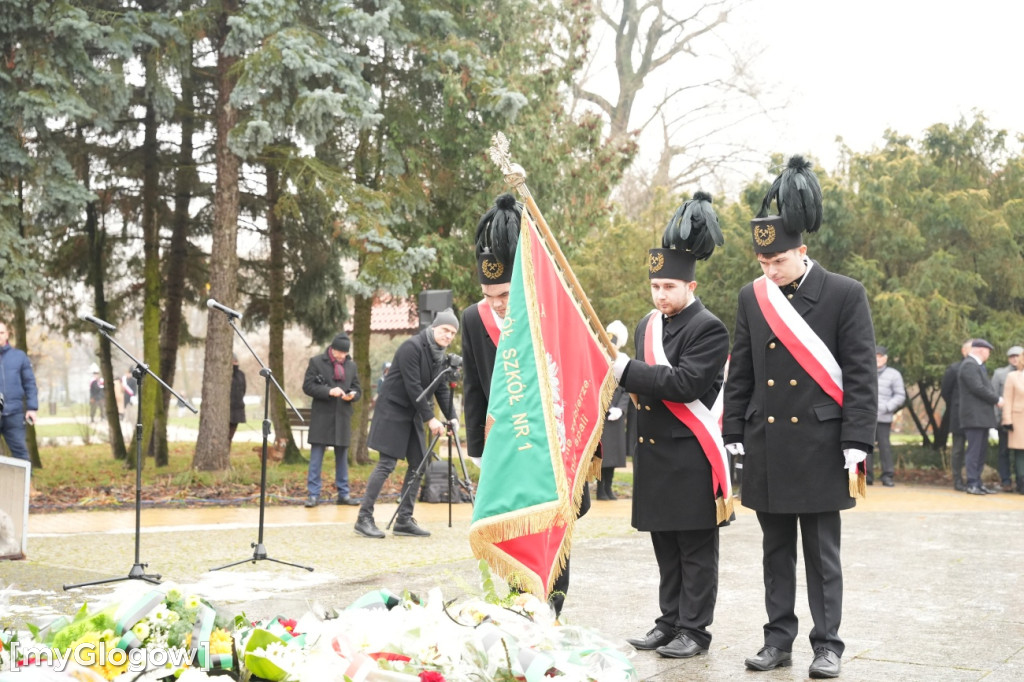 Uroczystość KGHM pod Pomnikiem Jana Wyżykowskiego
