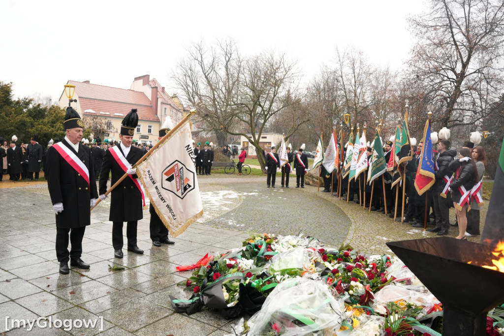 Uroczystość KGHM pod Pomnikiem Jana Wyżykowskiego