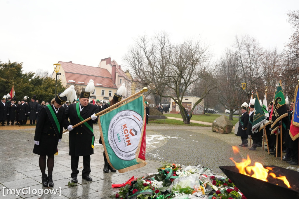 Uroczystość KGHM pod Pomnikiem Jana Wyżykowskiego