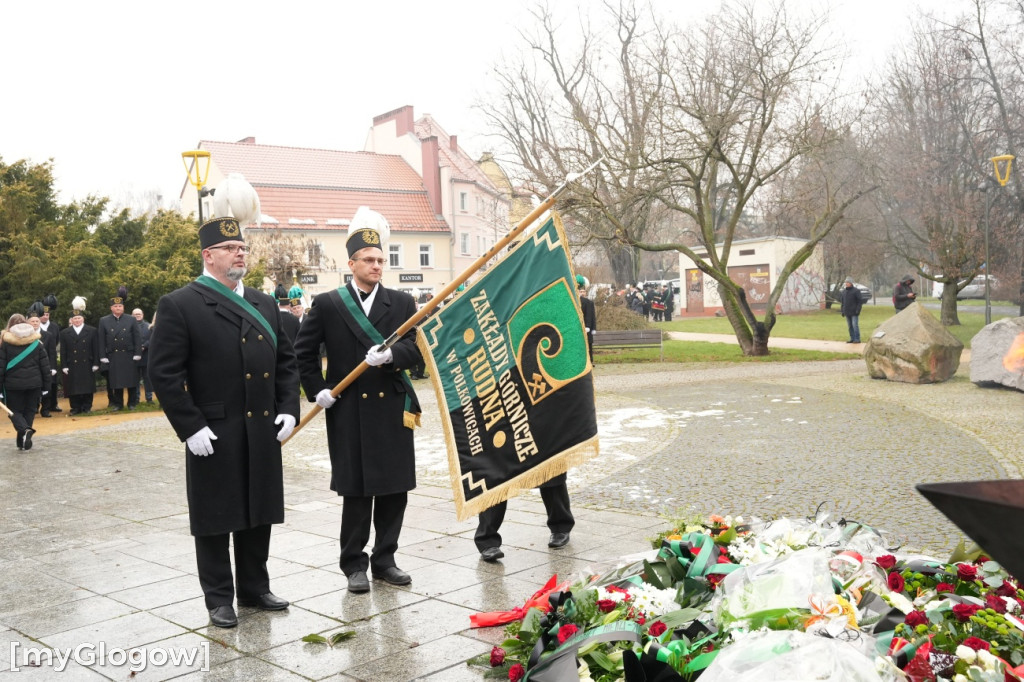 Uroczystość KGHM pod Pomnikiem Jana Wyżykowskiego