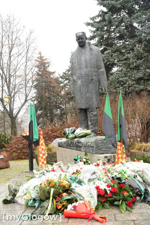 Uroczystość KGHM pod Pomnikiem Jana Wyżykowskiego