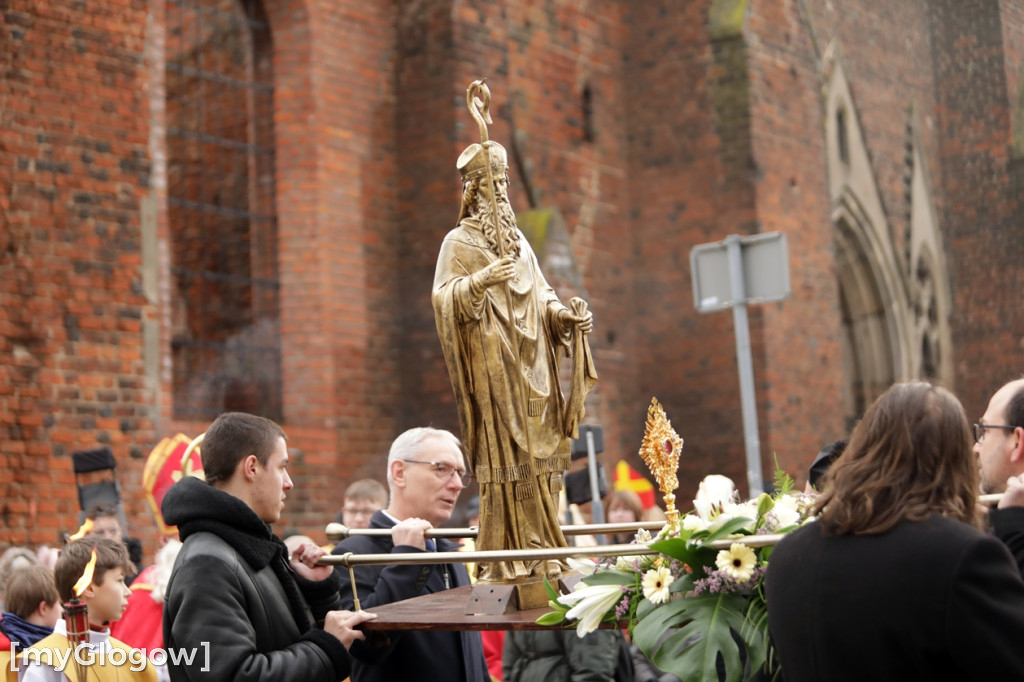 Orszak św. Mikołaja przeszedł ulicami miasta
