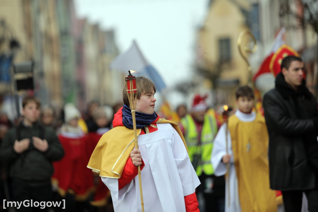 Orszak św. Mikołaja przeszedł ulicami miasta