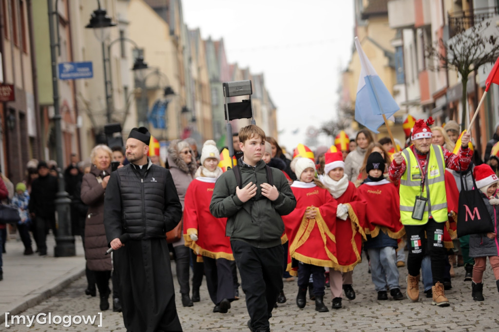 Orszak św. Mikołaja przeszedł ulicami miasta