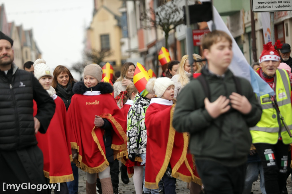 Orszak św. Mikołaja przeszedł ulicami miasta