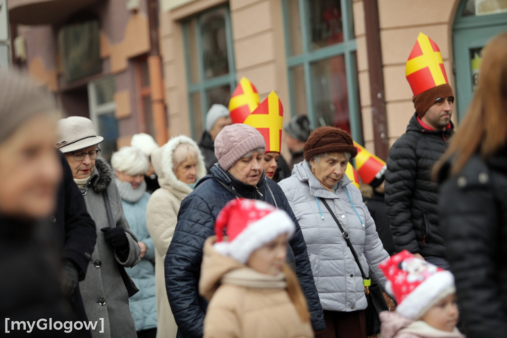 Orszak św. Mikołaja przeszedł ulicami miasta