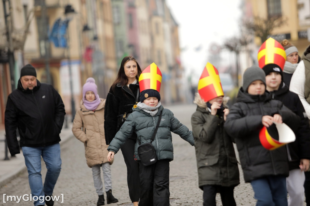 Orszak św. Mikołaja przeszedł ulicami miasta