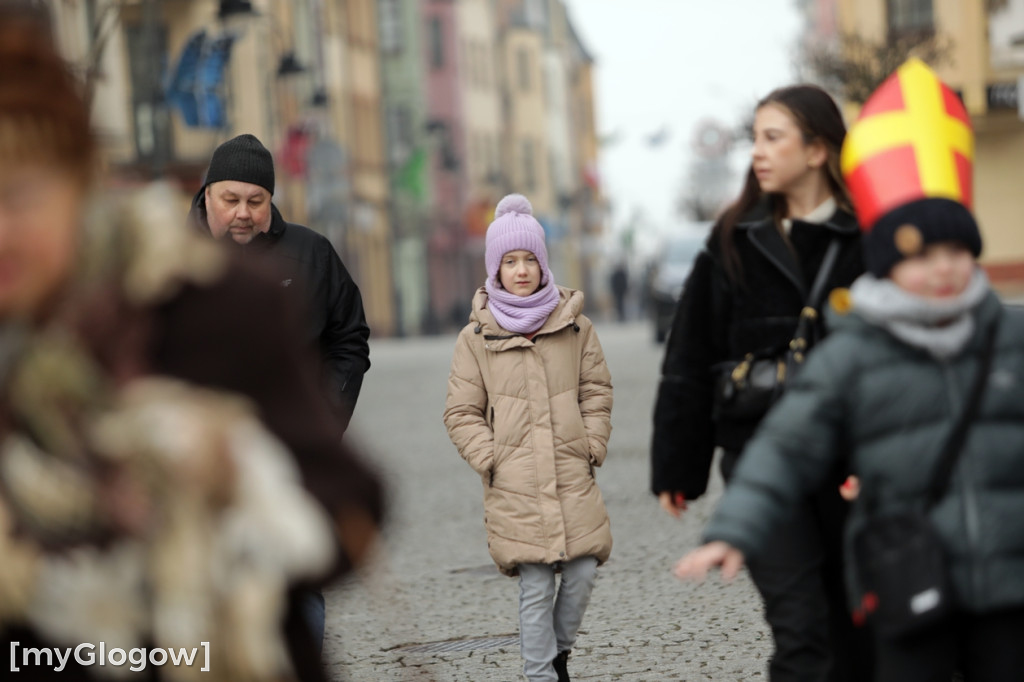 Orszak św. Mikołaja przeszedł ulicami miasta