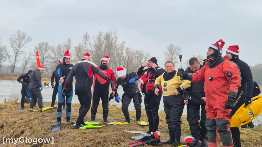 Mikołajkowy Spływ Płetwonurków