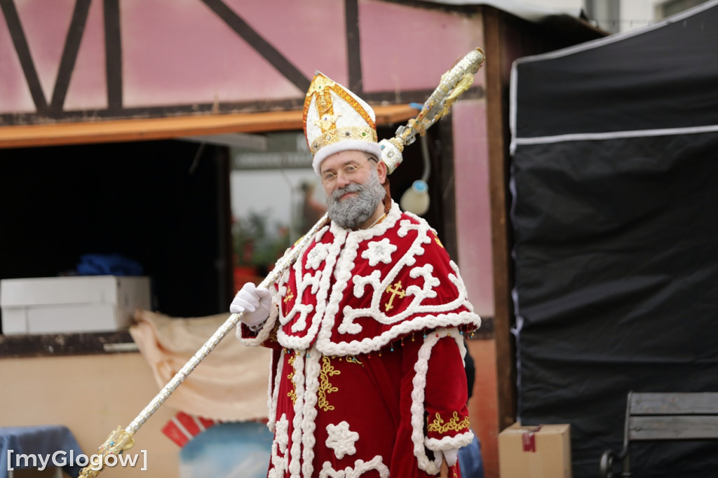 Mikołaje na rowerach ruszyły z pomocą