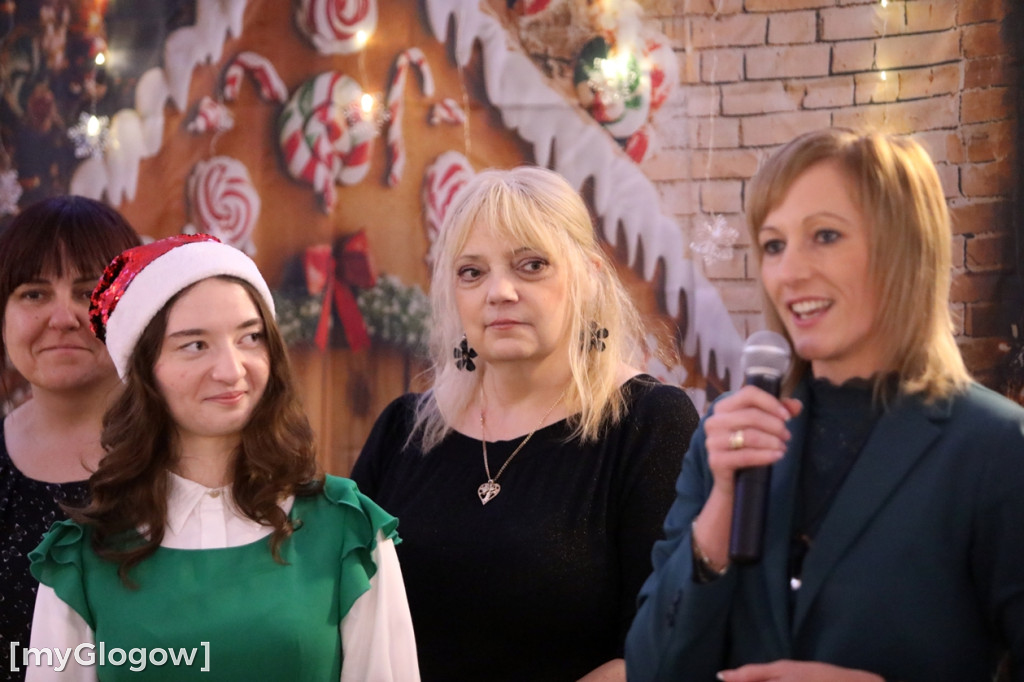 Wigilijne spotkanie seniorów na koniec programu