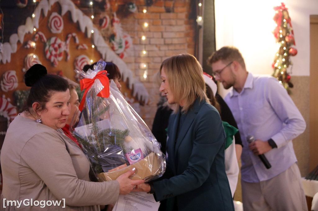 Wigilijne spotkanie seniorów na koniec programu