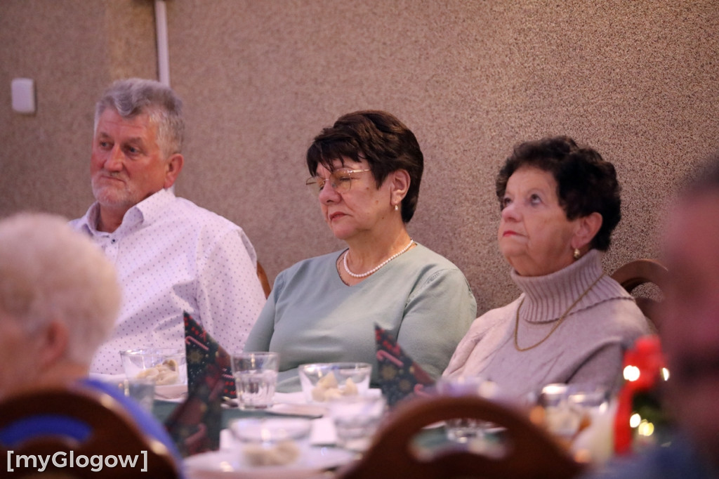 Wigilijne spotkanie seniorów na koniec programu