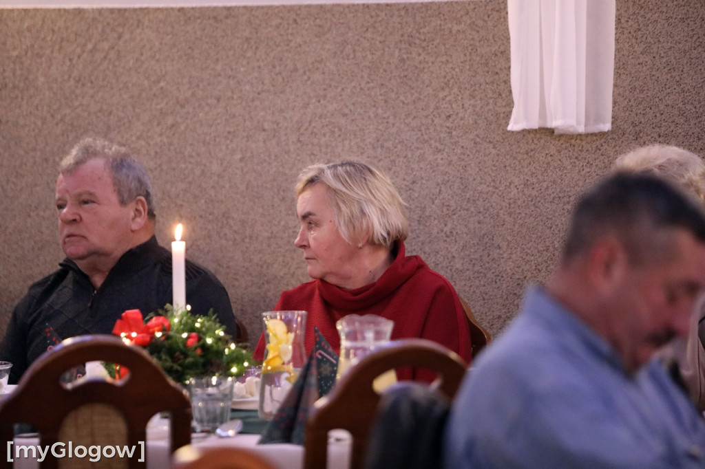 Wigilijne spotkanie seniorów na koniec programu