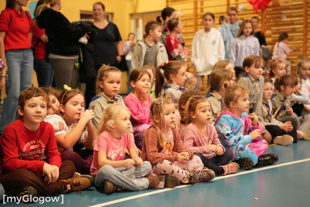 Maraton tańca i kiermasz w SP 8