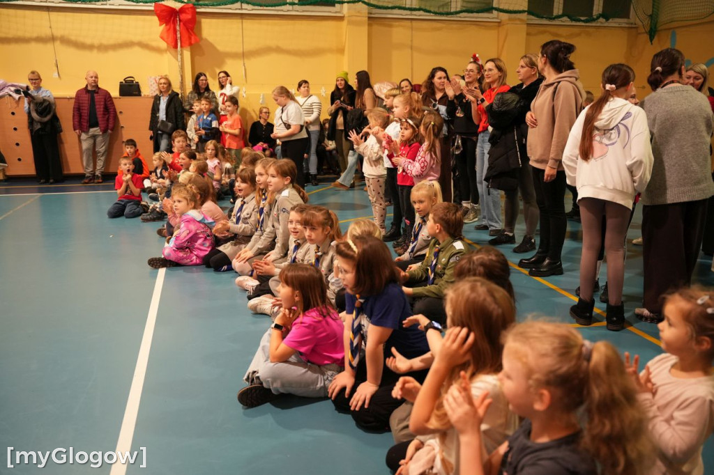 Maraton tańca i kiermasz w SP 8