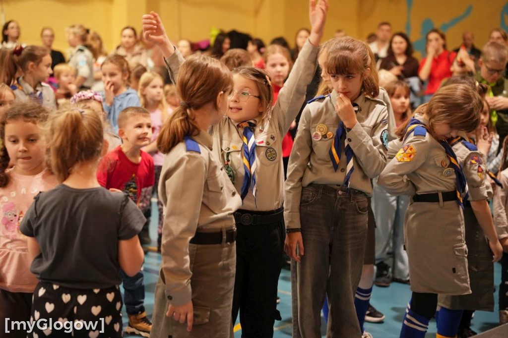 Maraton tańca i kiermasz w SP 8