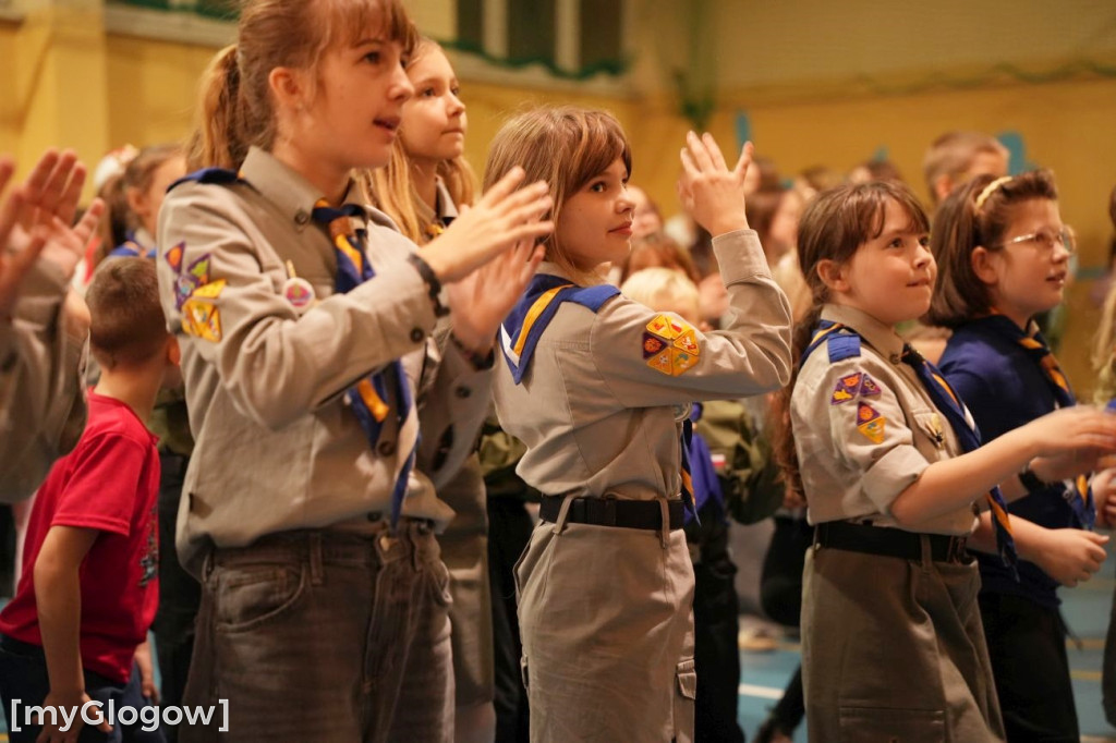 Maraton tańca i kiermasz w SP 8