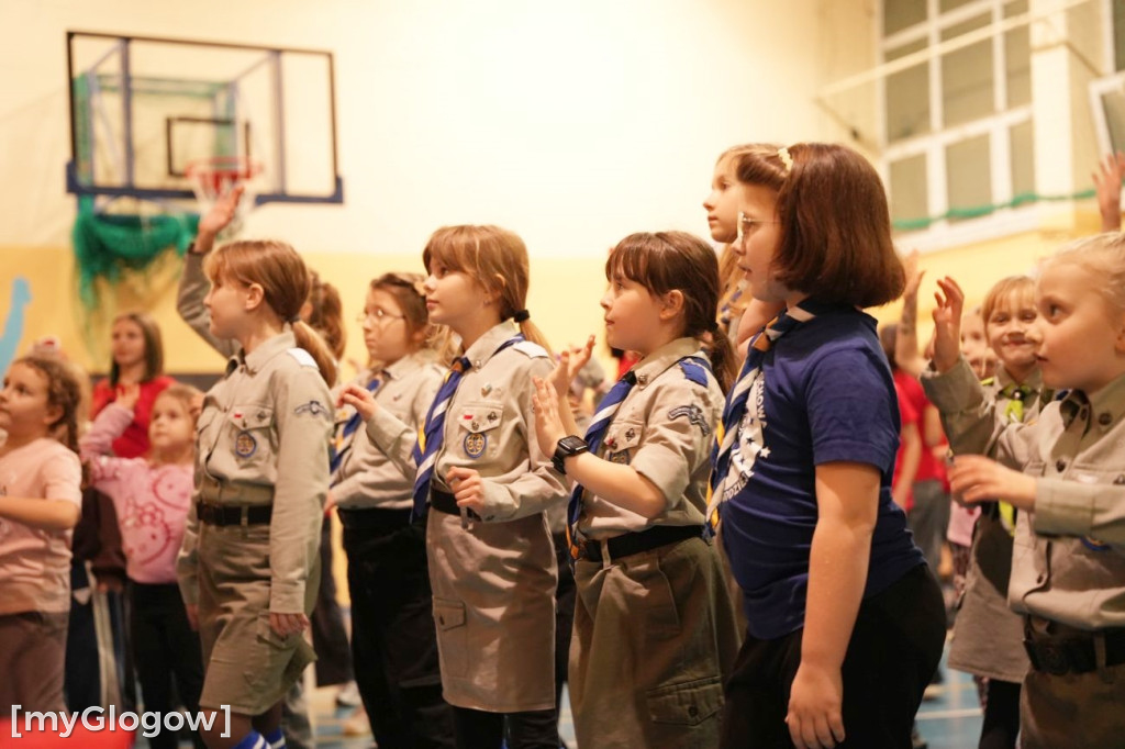 Maraton tańca i kiermasz w SP 8