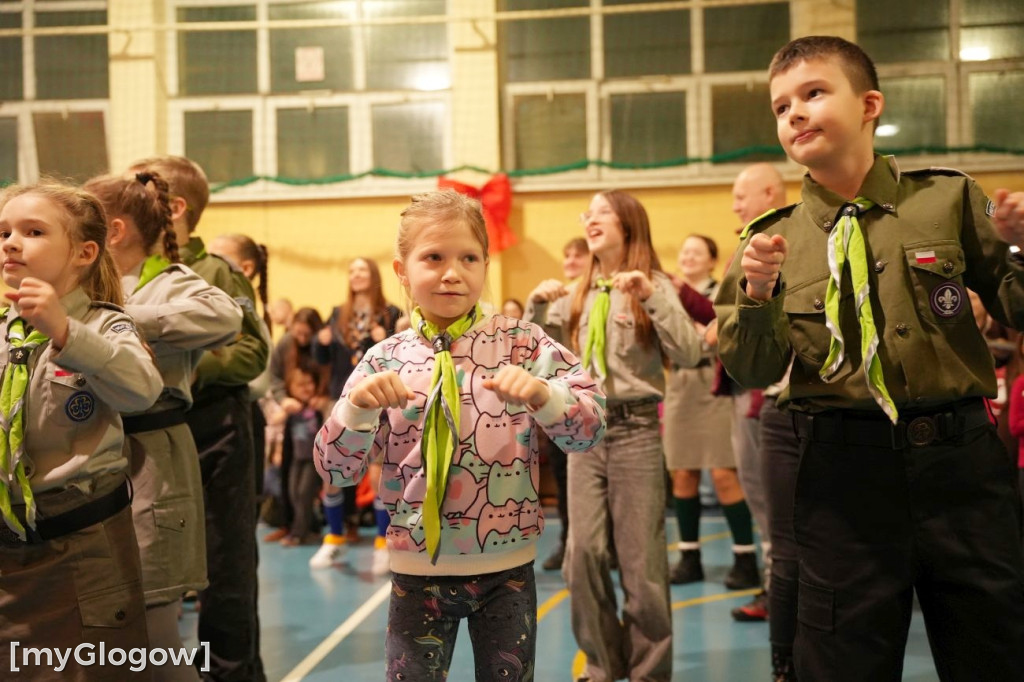 Maraton tańca i kiermasz w SP 8