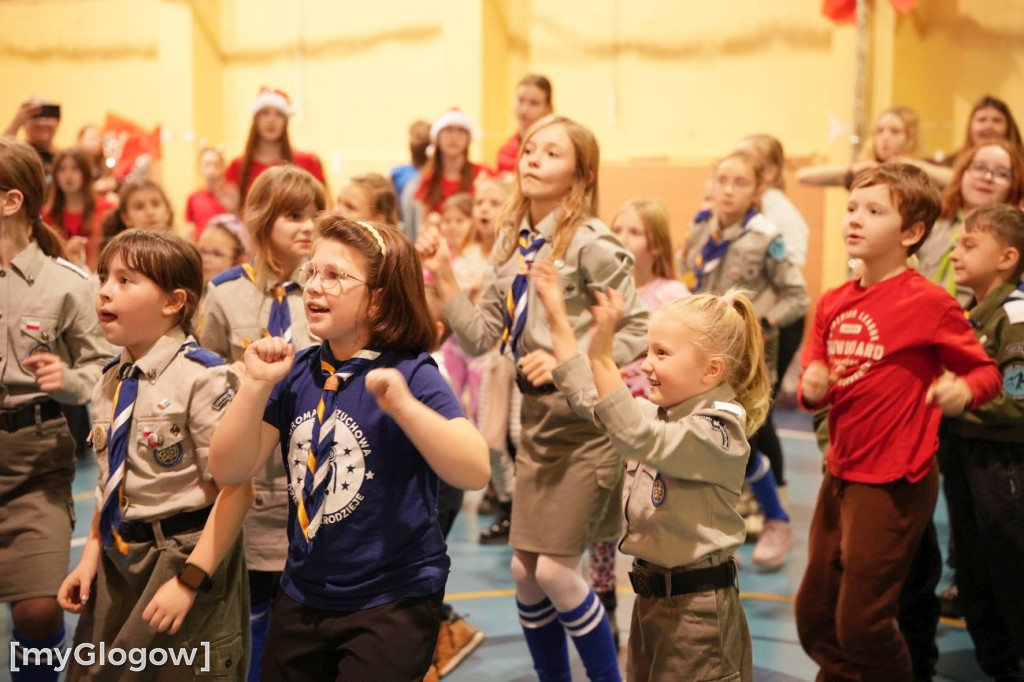 Maraton tańca i kiermasz w SP 8