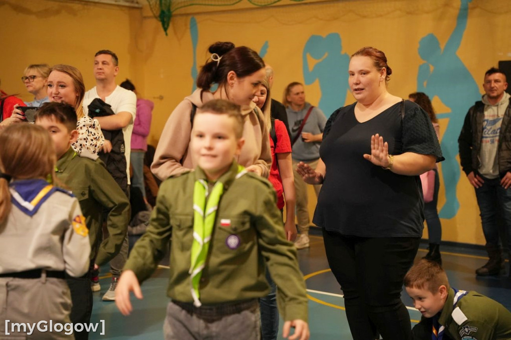 Maraton tańca i kiermasz w SP 8