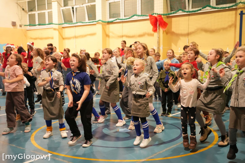 Maraton tańca i kiermasz w SP 8