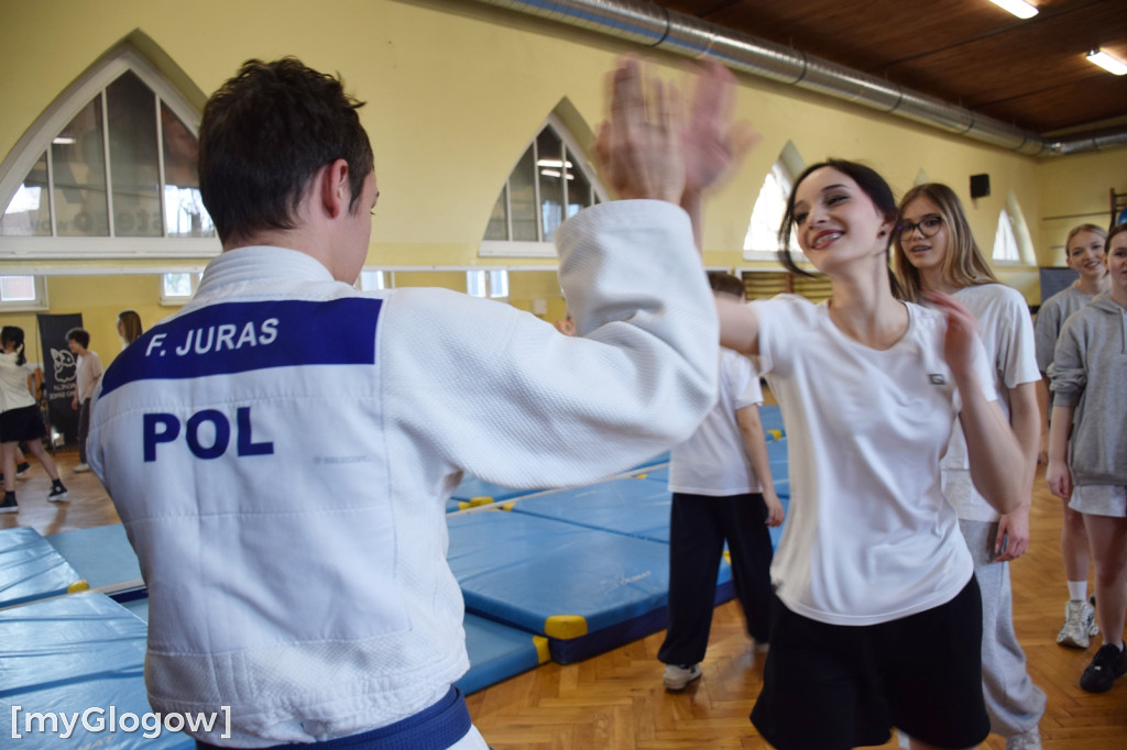 Samoobrona w I LO w Głogowie
