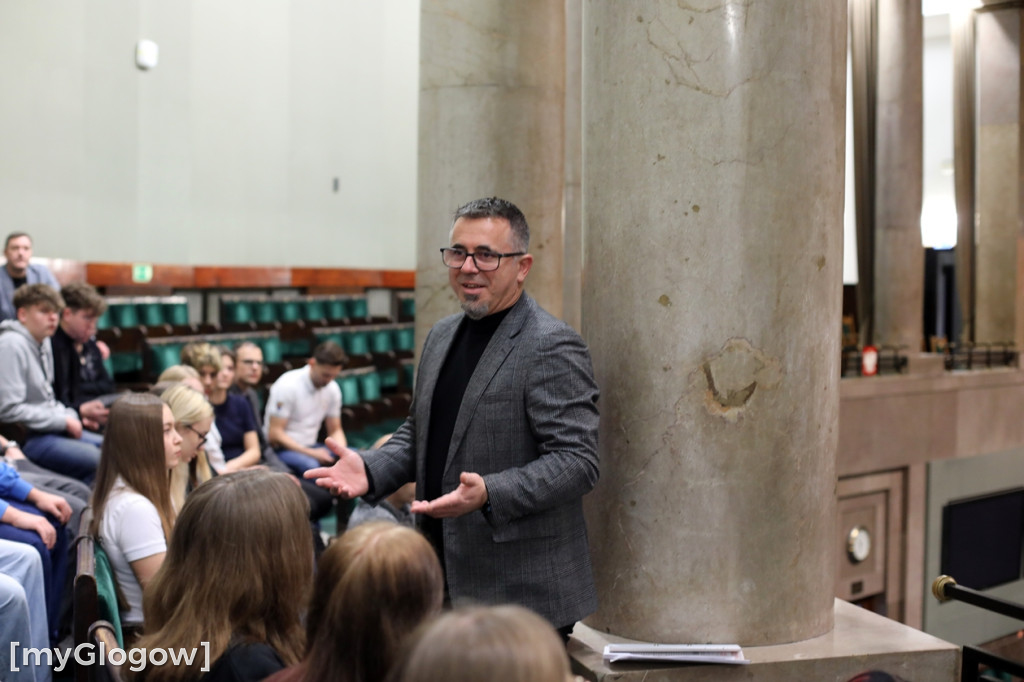 Młodzież z powiatu głogowskiego w Sejmie RP