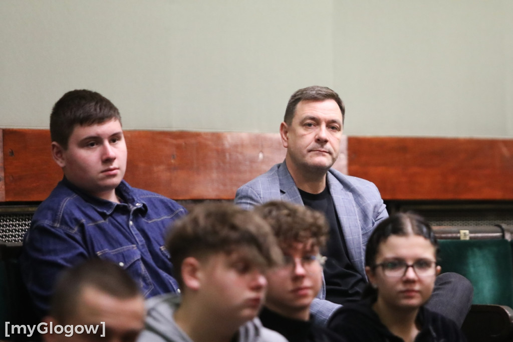 Młodzież z powiatu głogowskiego w Sejmie RP