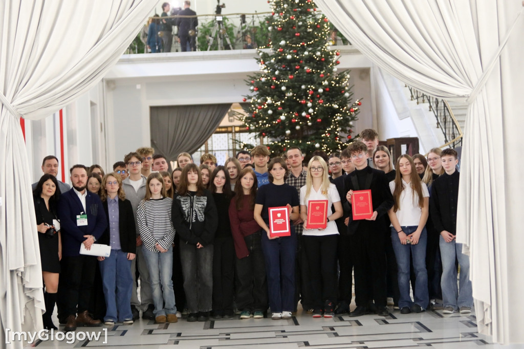 Młodzież z powiatu głogowskiego w Sejmie RP