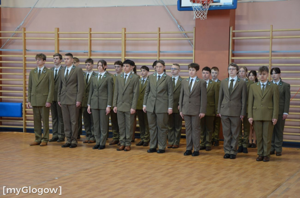 Pasowanie przyszłych leśników w Głogowie