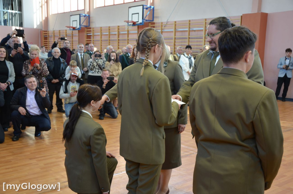 Pasowanie przyszłych leśników w Głogowie