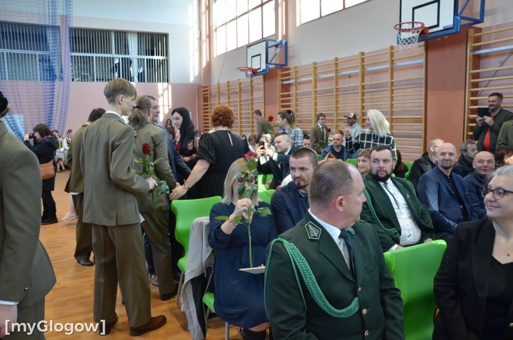 Pasowanie przyszłych leśników w Głogowie