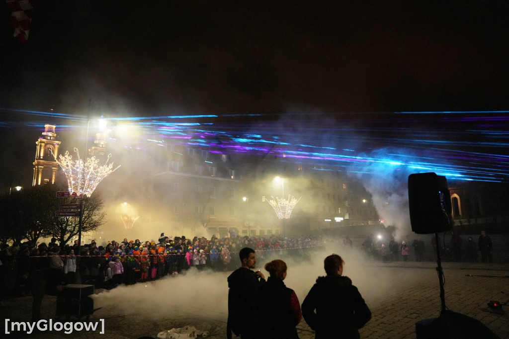 Ogień i lasery w na głogowskim rynku