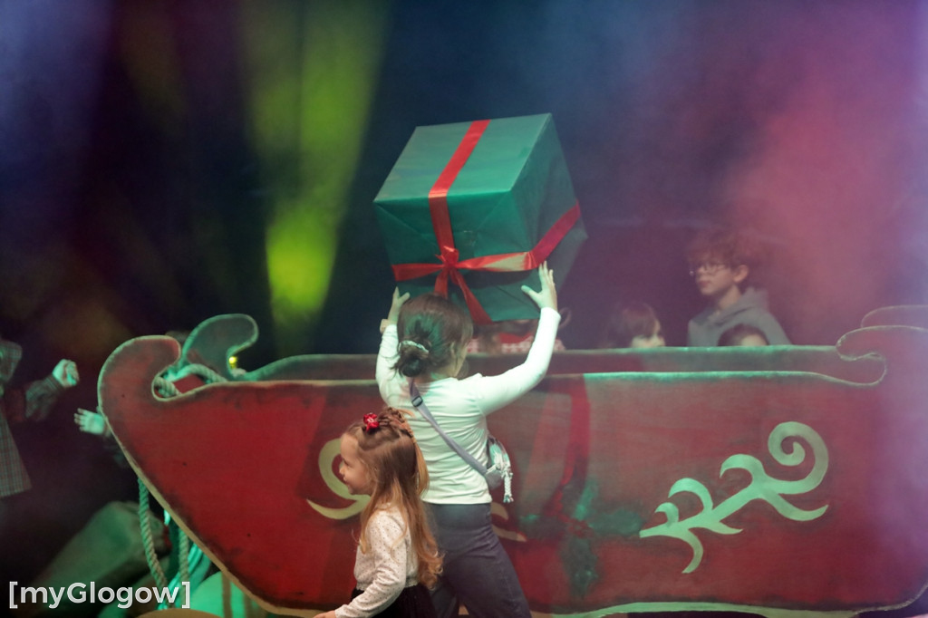 Ale to była zabawa dla dzieci w teatrze!