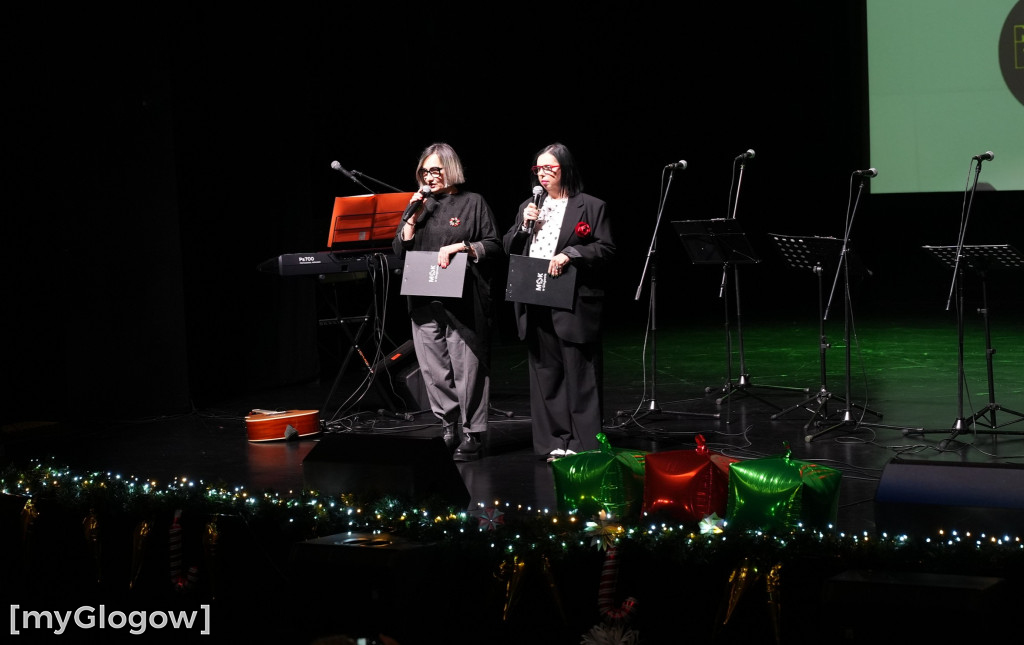 Seniorów spotkanie z kolędą w MOK