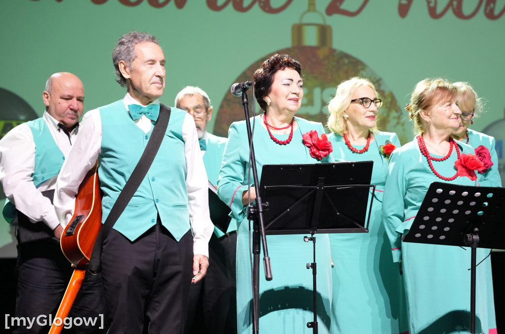 Seniorów spotkanie z kolędą w MOK