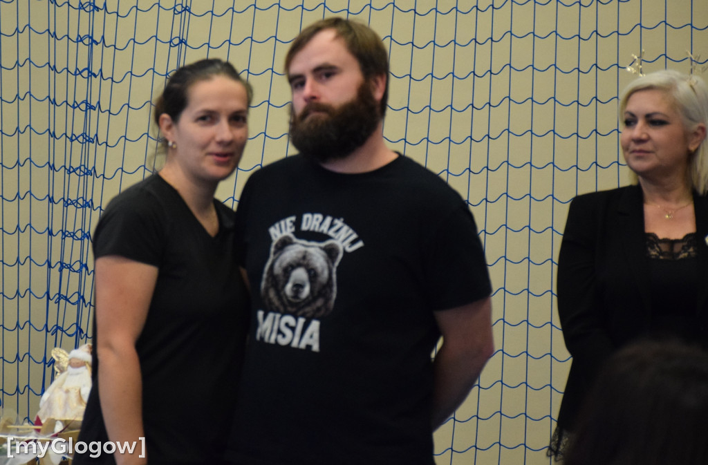 Świąteczny kiermasz w szkole w Białołęce