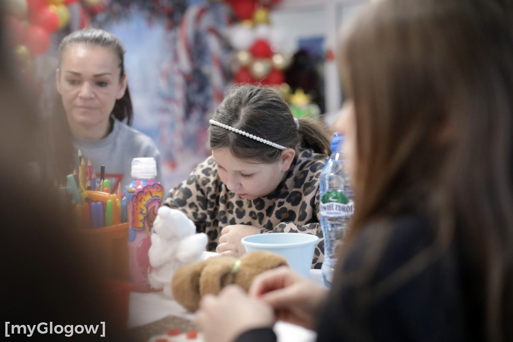 Wróciła tradycja malowania kartek na święta